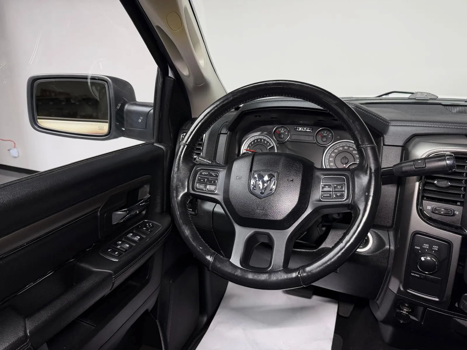 Used 2018 RAM 2500 Big Horn w/ Sport Appearance Group AWD/4WD image 21