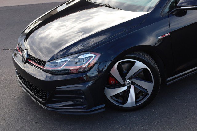 Used 2018 Volkswagen GTI SE w/ SE Leather Package FWD image 6