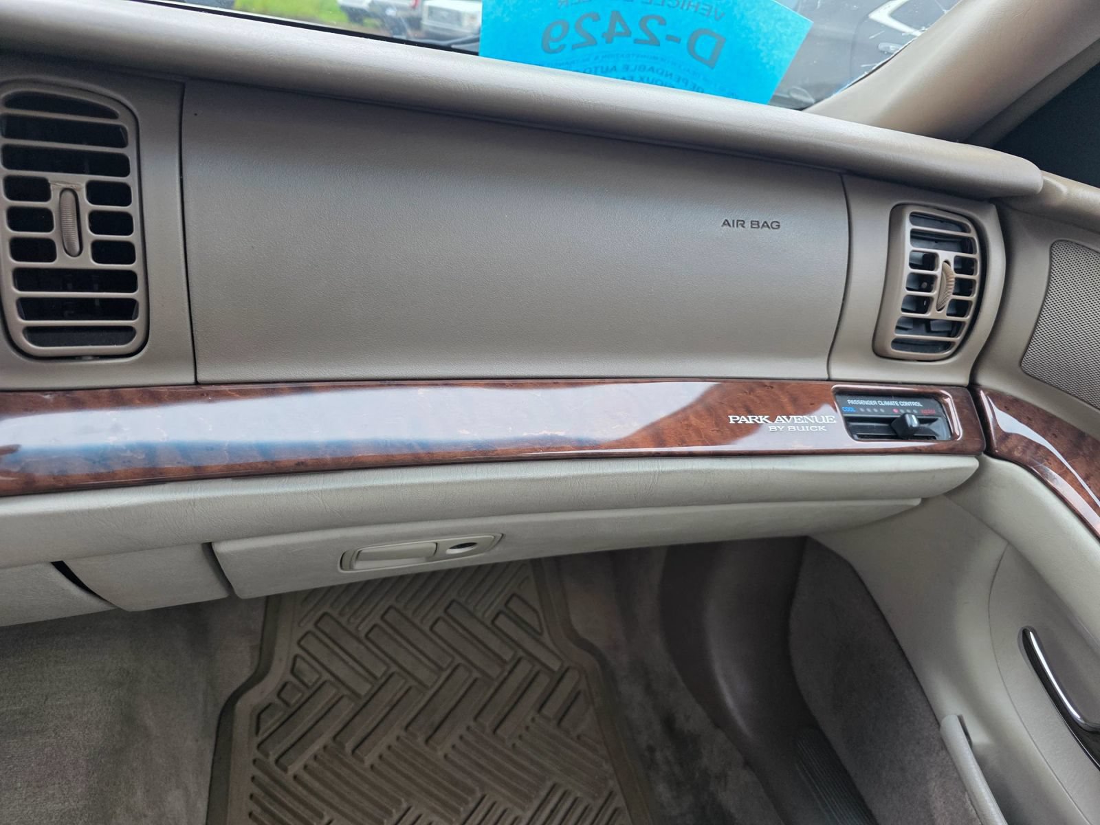 Used 2004 Buick Park Avenue FWD image 18