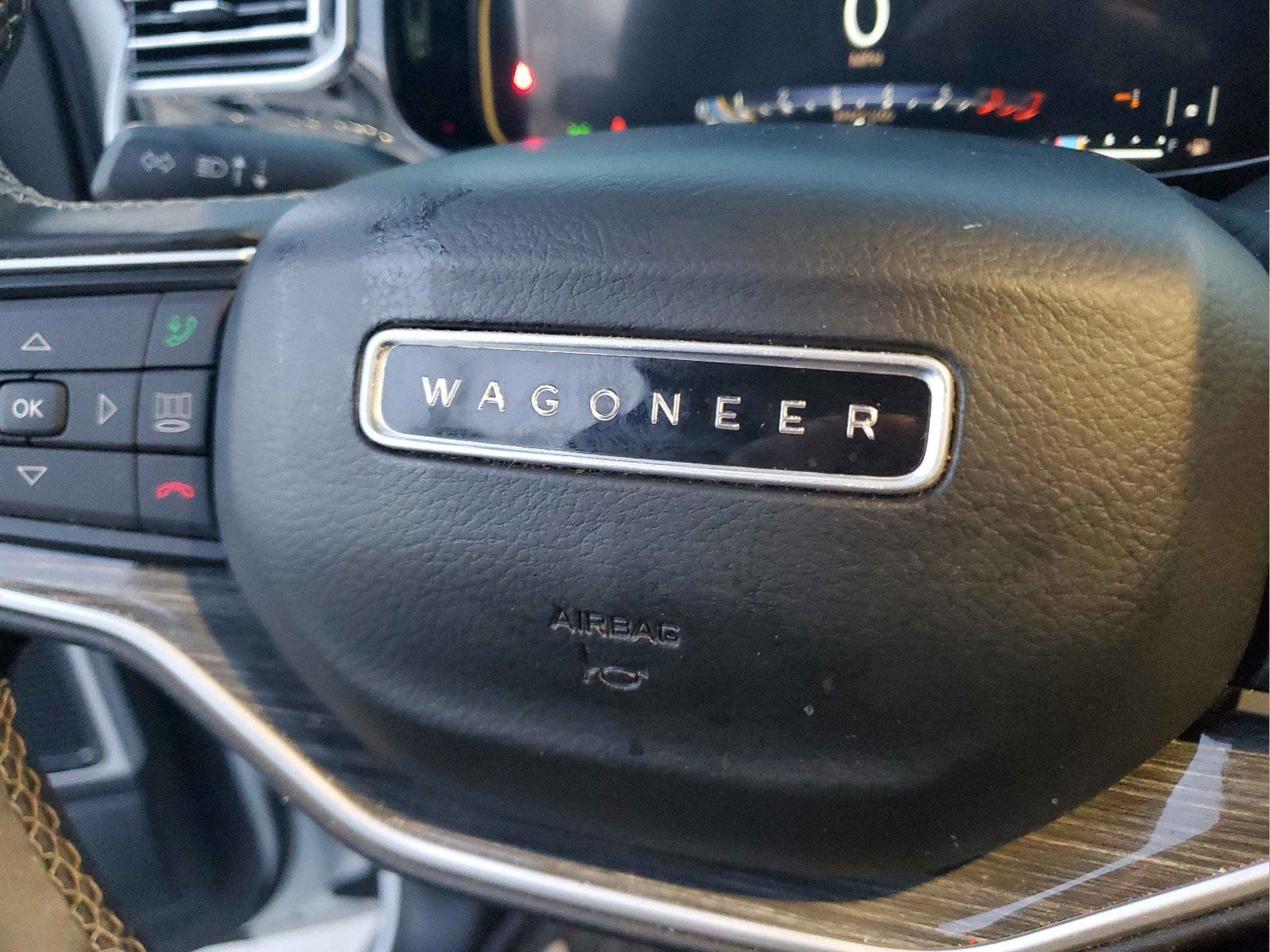Certified 2022 Jeep Wagoneer Series III w/ Premium Group I AWD/4WD image 22