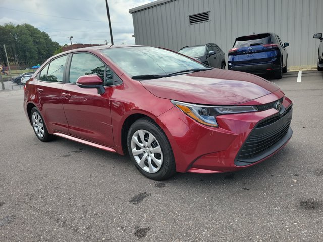 Used 2025 Toyota Corolla LE FWD image 1