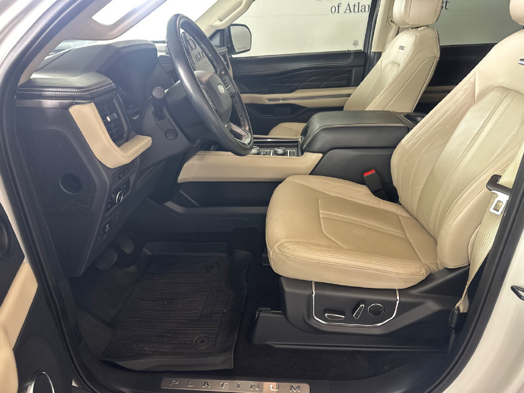 Used 2023 Ford Expedition Max Platinum AWD/4WD image 3
