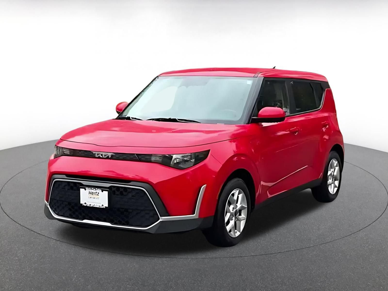 Used 2025 Kia Soul LX w/ LX Technology Package FWD image 3