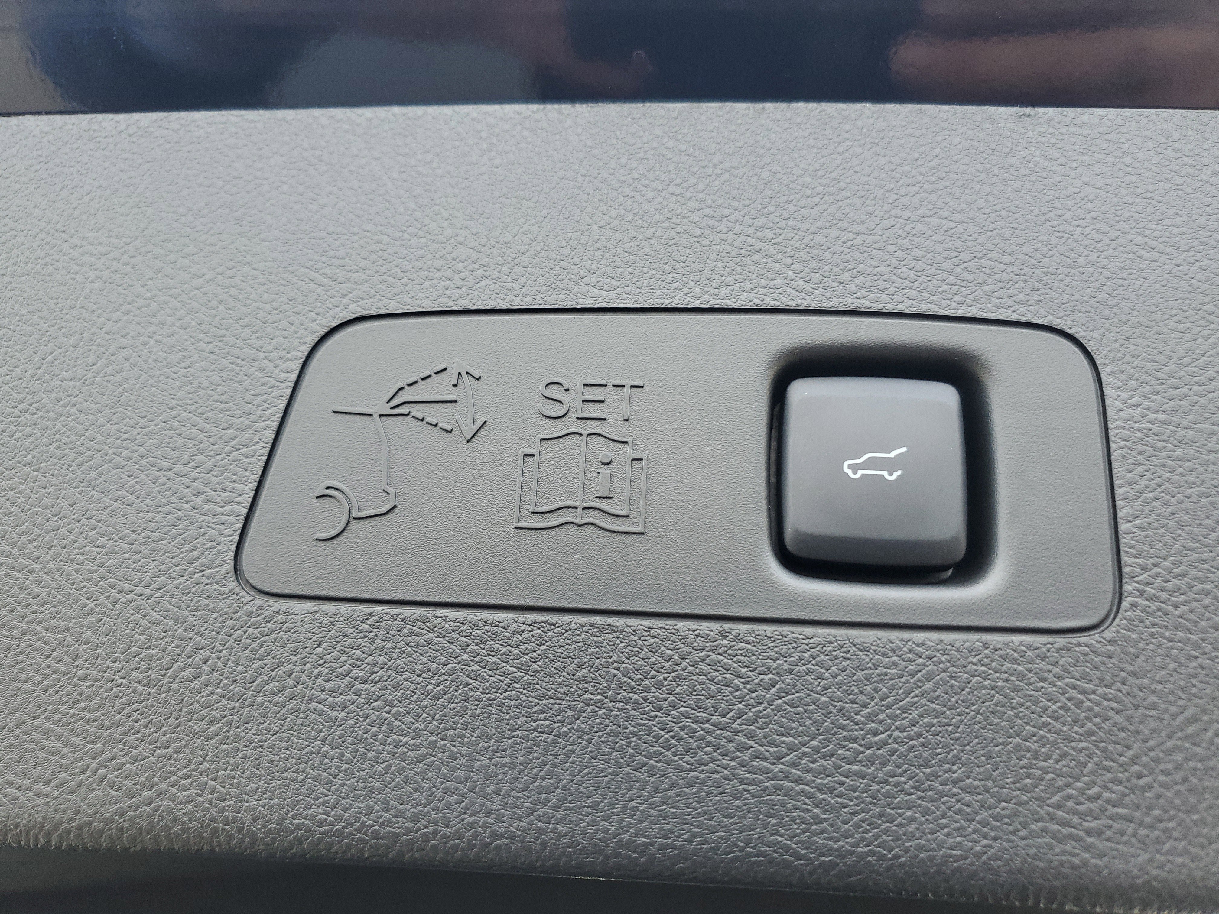 New 2026 Lincoln Corsair Premiere AWD/4WD image 30