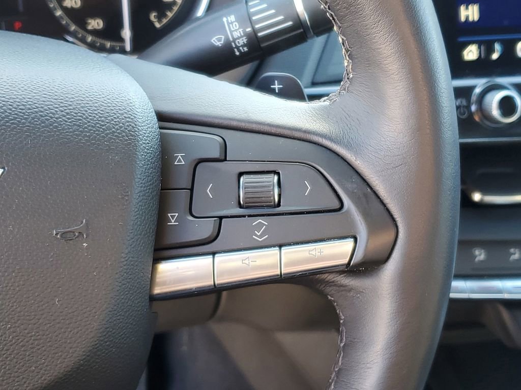 Used 2025 Cadillac CT4 Luxury image 13