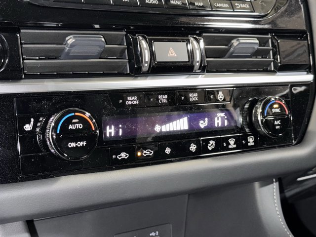 New 2025 Nissan Pathfinder SL image 29