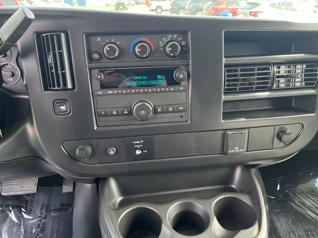 New 2026 Chevrolet Express 2500 RWD image 17
