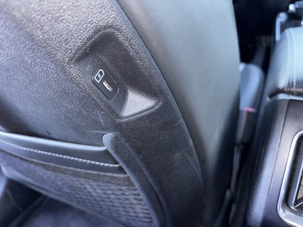 Used 2024 Kia Sorento S FWD image 22