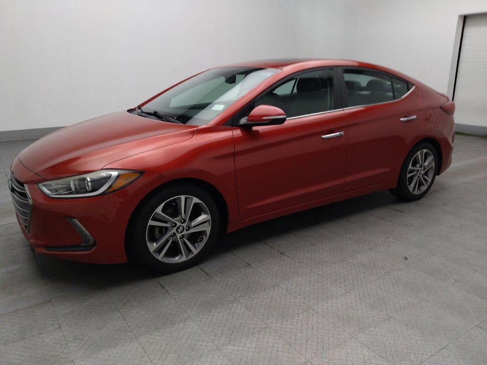 Used 2017 Hyundai Elantra Limited w/ Limited Tech Package 08 FWD image 2