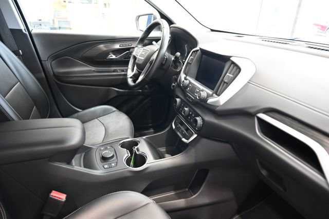 Used 2023 GMC Terrain SLT FWD image 13