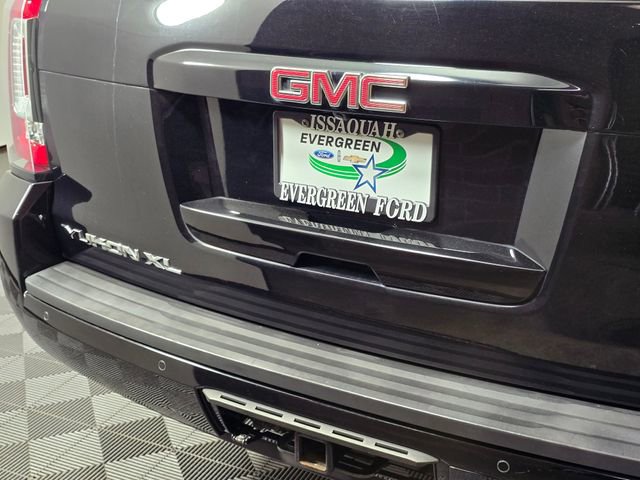 Used 2017 GMC Yukon XL SLT w/ Premium Edition AWD/4WD image 15