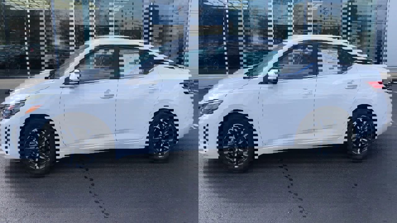 New 2025 Nissan Sentra SV w/ All-Weather Package image 4