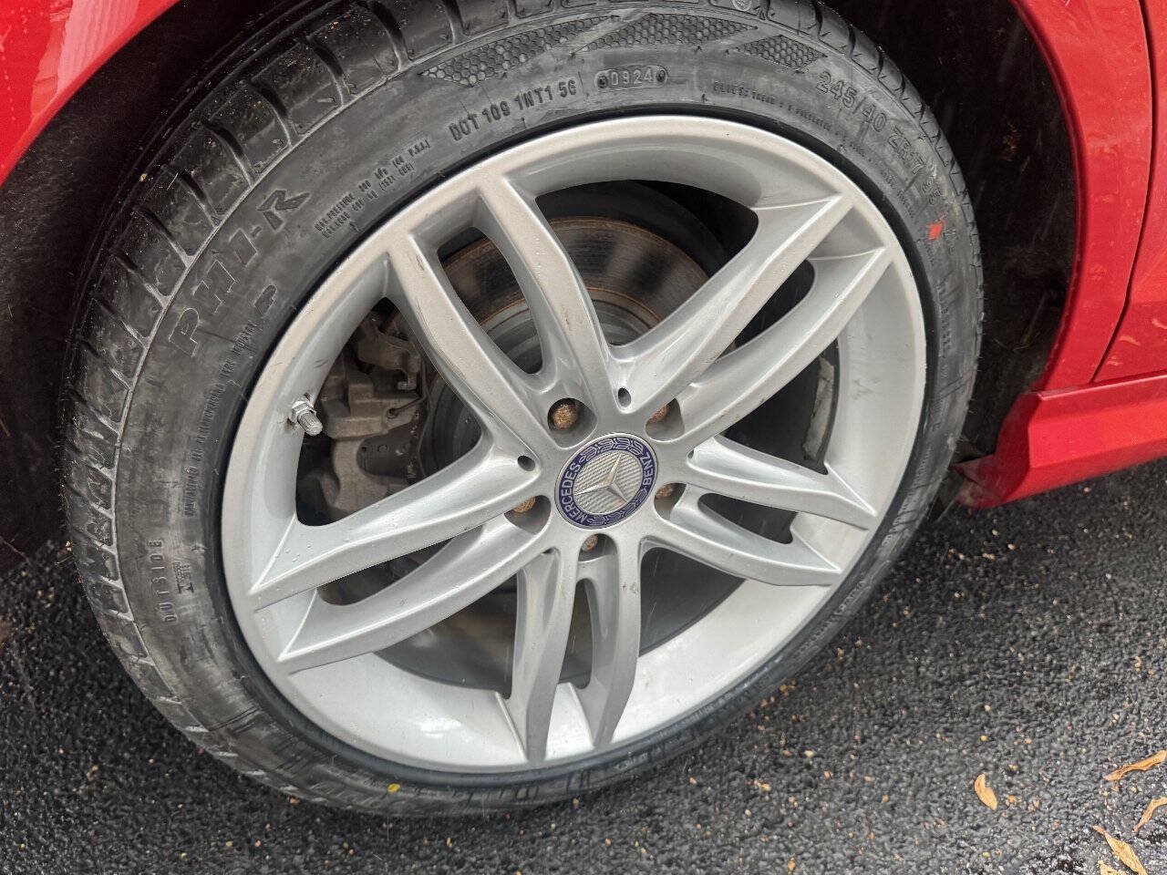 Used 2012 Mercedes-Benz C 300 4MATIC Sedan w/ Multimedia Pkg image 11