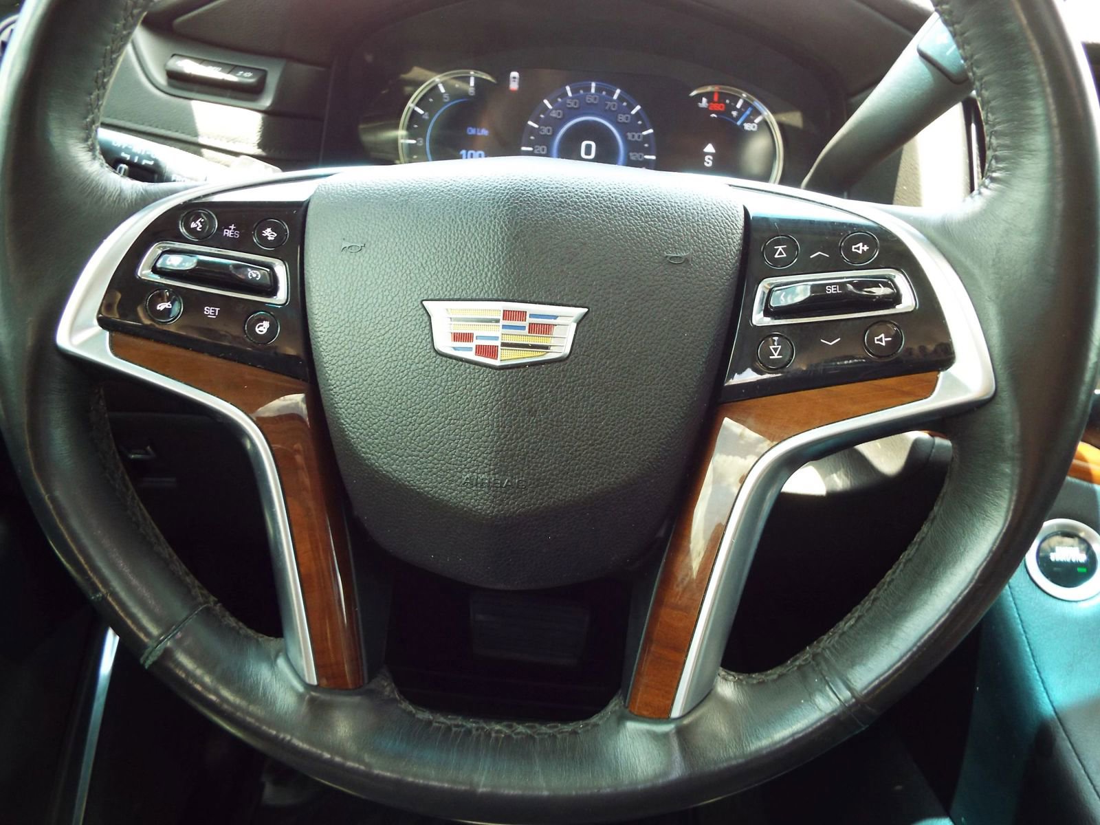 Used 2017 Cadillac Escalade Premium Luxury w/ LPO, Radiant Package RWD image 13