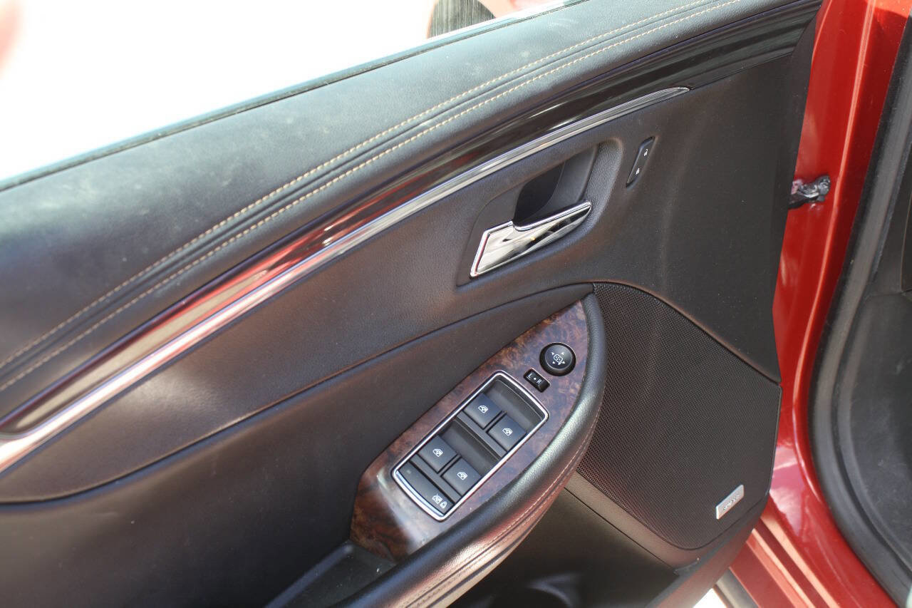 Used 2015 Chevrolet Impala LT image 8