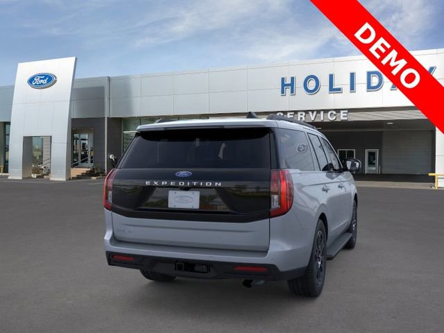 New 2025 Ford Expedition Active image 8