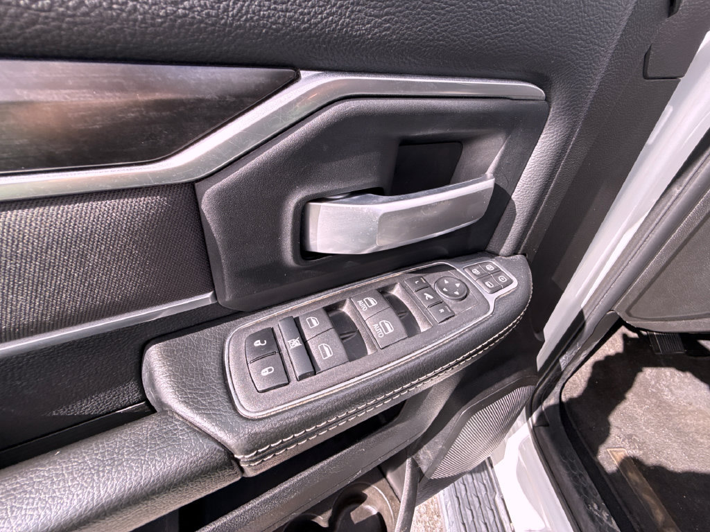 Used 2024 RAM 2500 Big Horn AWD/4WD image 15