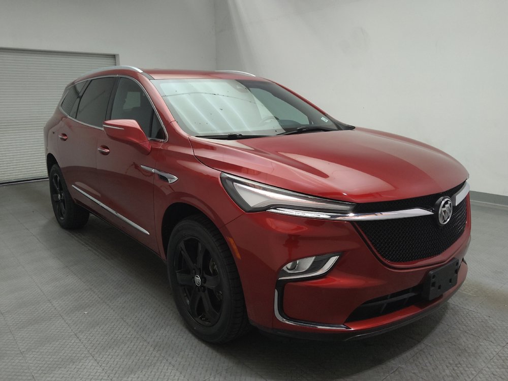 Used 2023 Buick Enclave Essence w/ Sport Touring Edition FWD image 13