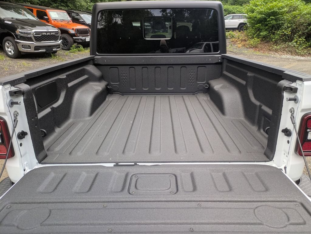 New 2026 Jeep Gladiator Sport AWD/4WD image 25