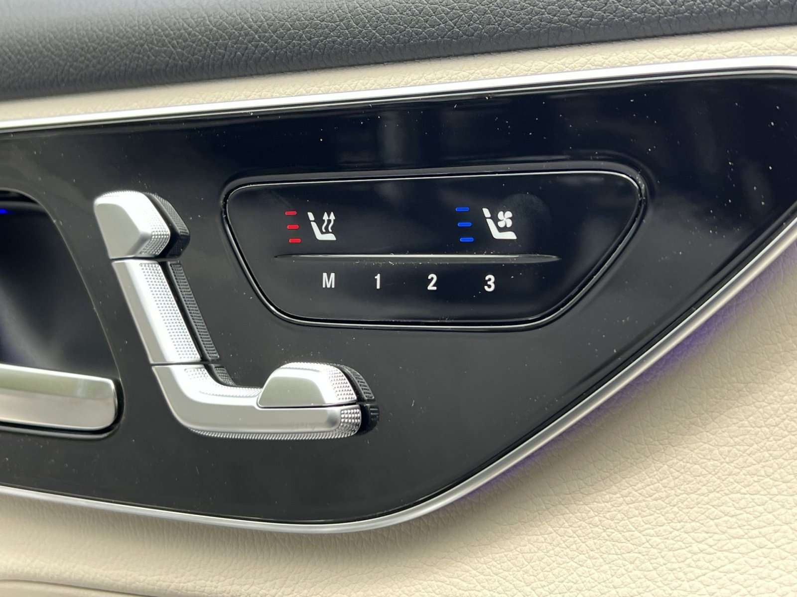 New 2026 Mercedes-Benz GLC 300 4MATIC image 40