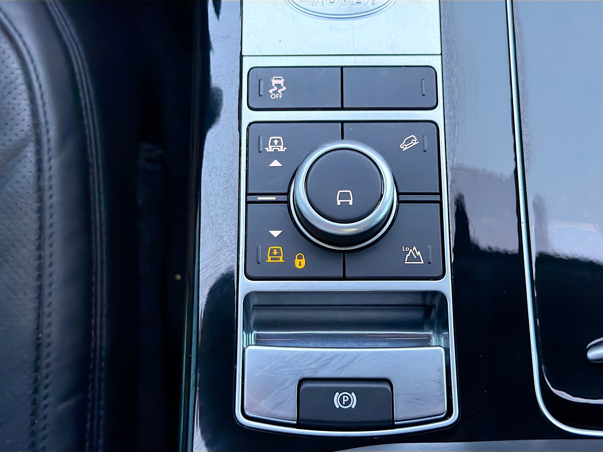 Used 2022 Land Rover Range Rover Westminster Edition image 31