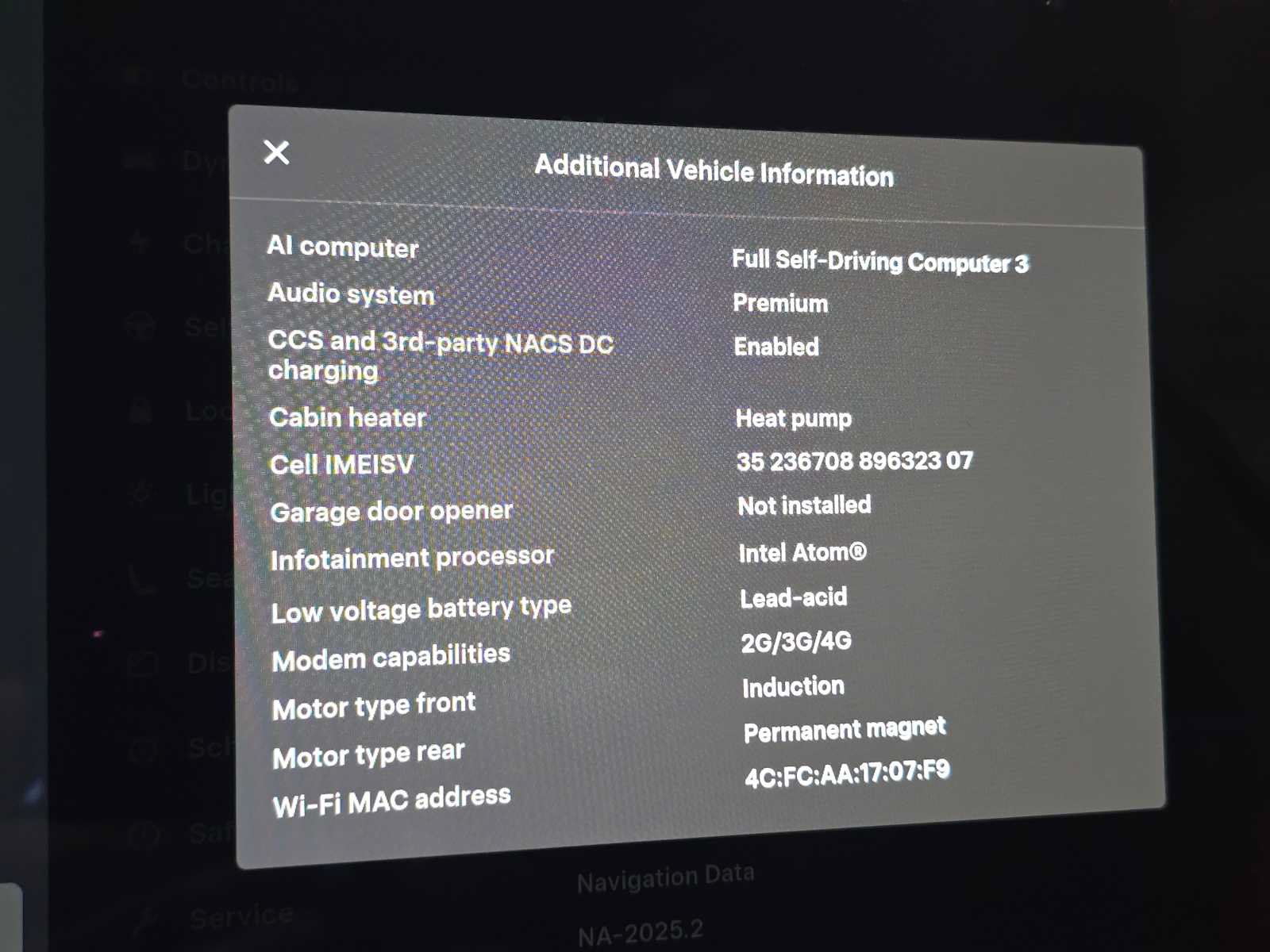 Used 2021 Tesla Model Y Long Range AWD/4WD image 29