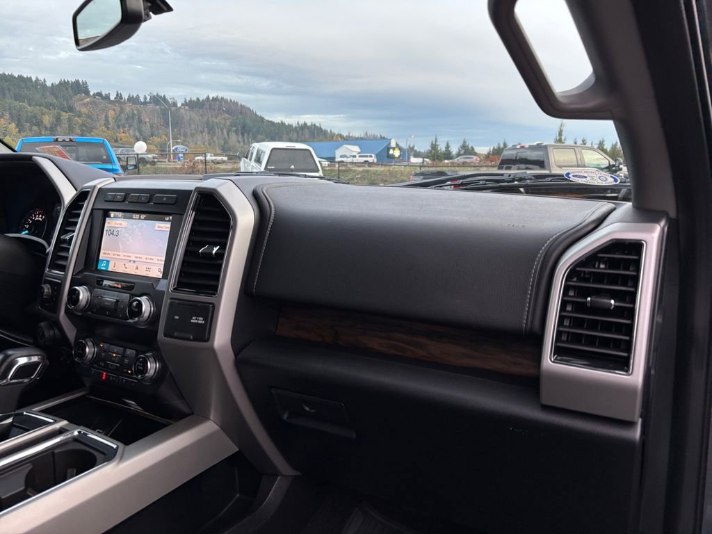Used 2019 Ford F150 Lariat w/ Equipment Group 502A Luxury image 28