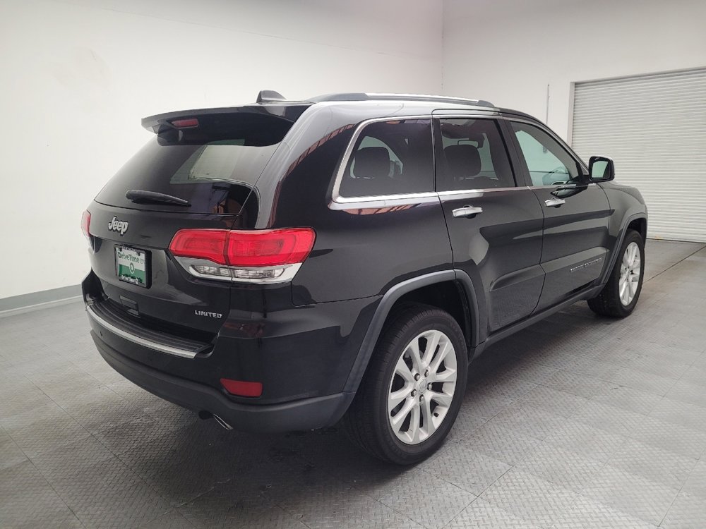 Used 2017 Jeep Grand Cherokee Limited RWD image 9