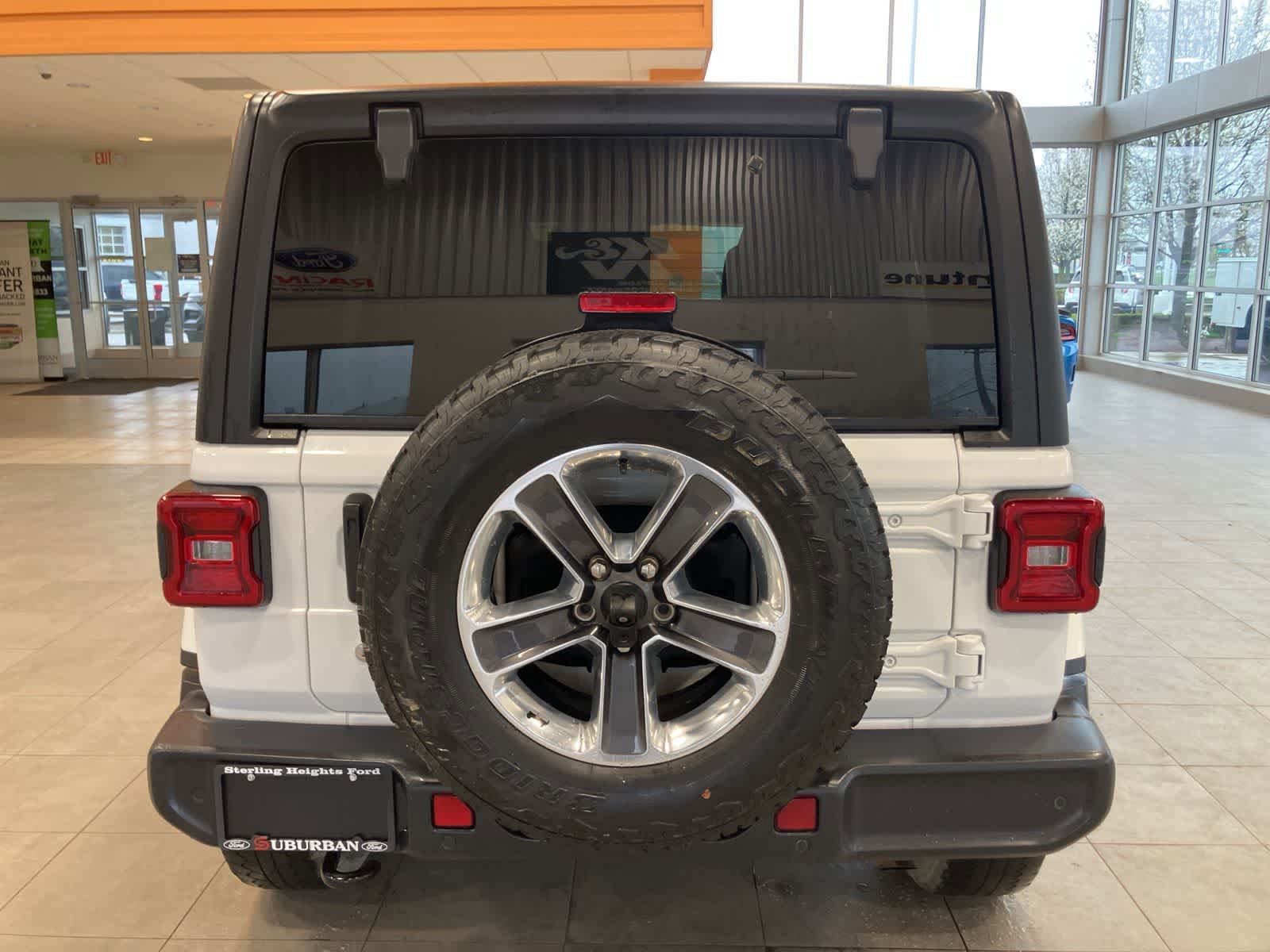 Used 2019 Jeep Wrangler Unlimited Sahara image 6