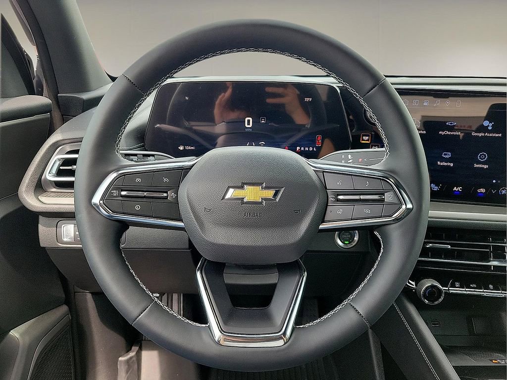 New 2026 Chevrolet Traverse LT w/ Sun and Wheel Package FWD image 20