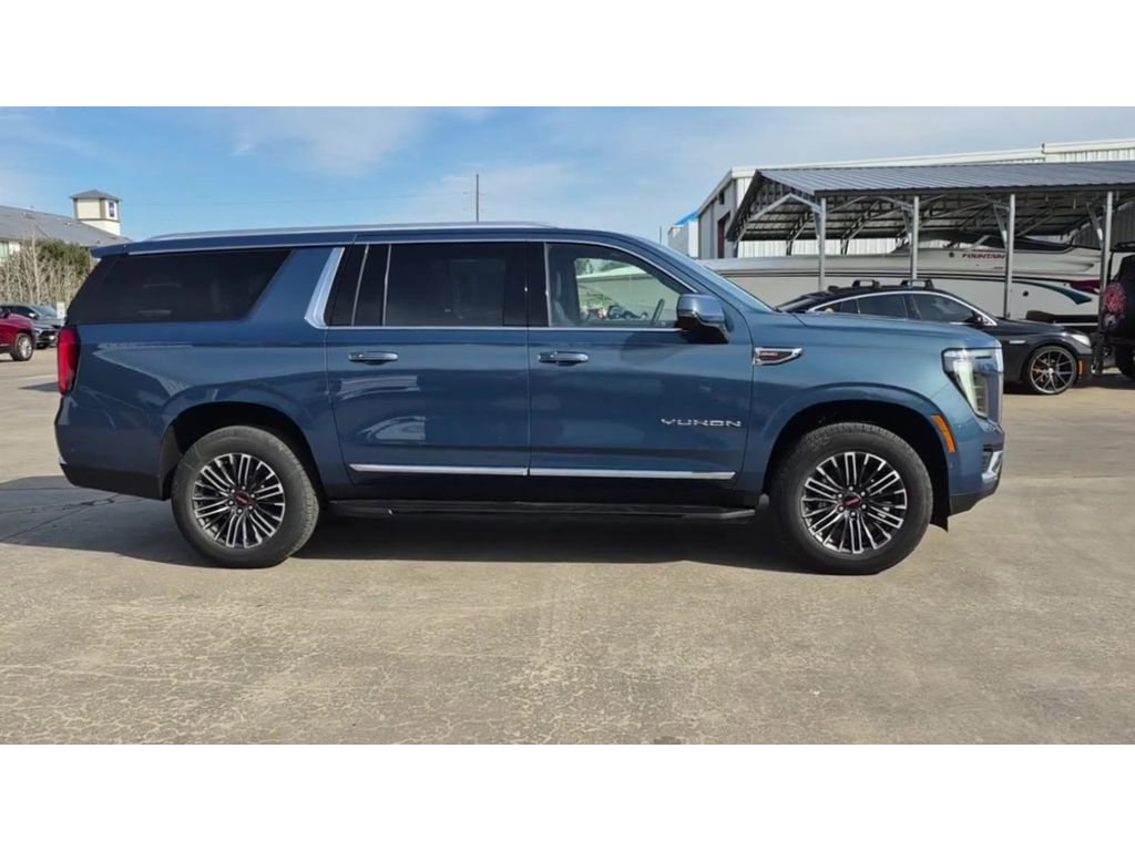 New 2026 GMC Yukon XL Elevation w/ LPO, Floor Liner Package image 9