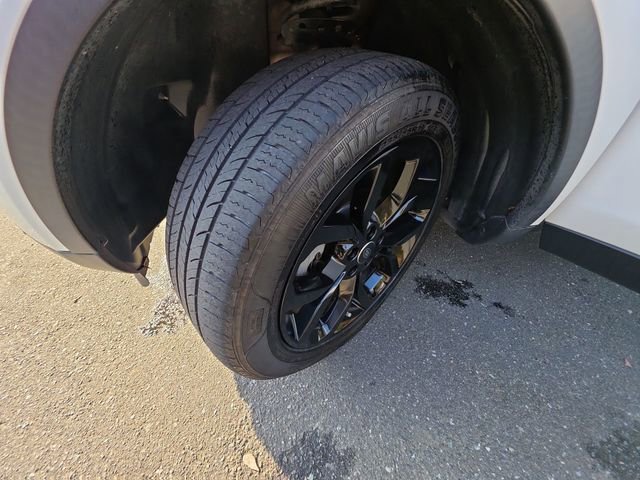 Used 2019 Land Rover Discovery Sport HSE image 42