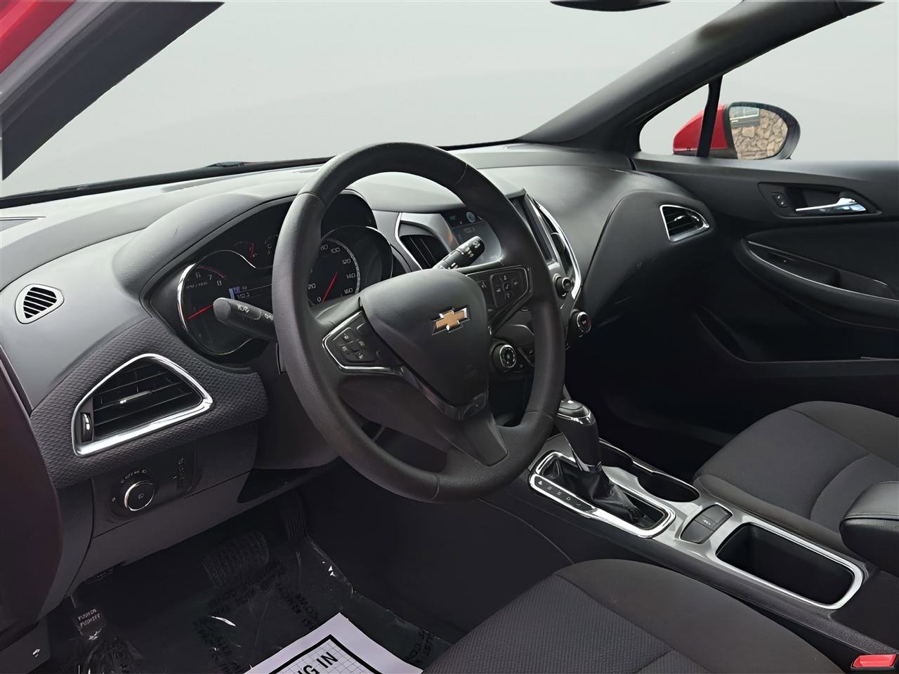 Used 2017 Chevrolet Cruze LT w/ Sun And Sound Package FWD image 11