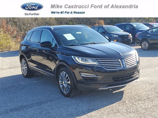 Used 2017 Lincoln MKC Reserve image 1