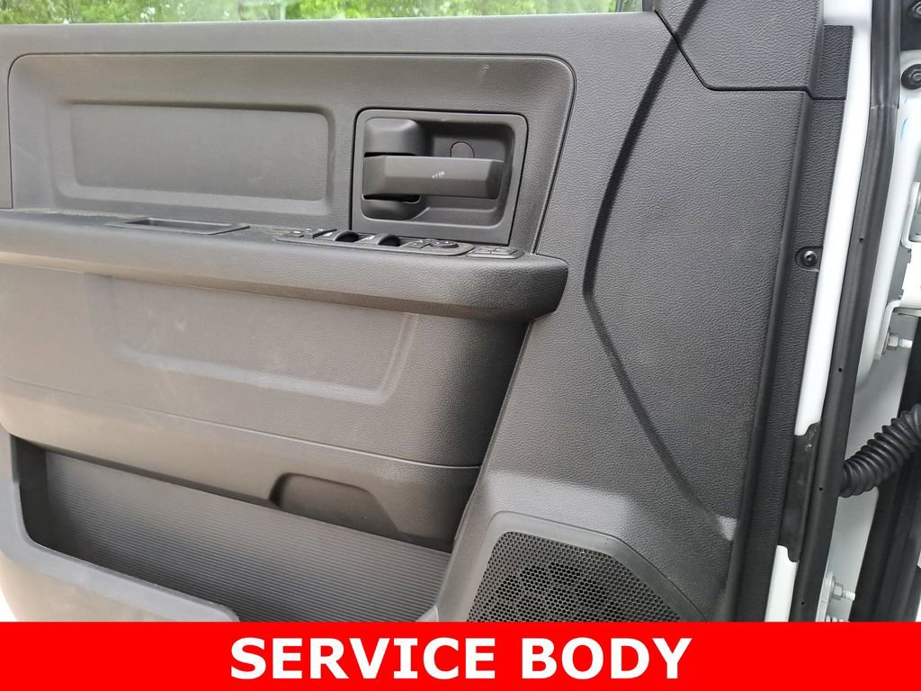 Used 2024 RAM 2500 Tradesman w/ Chrome Appearance Group image 27