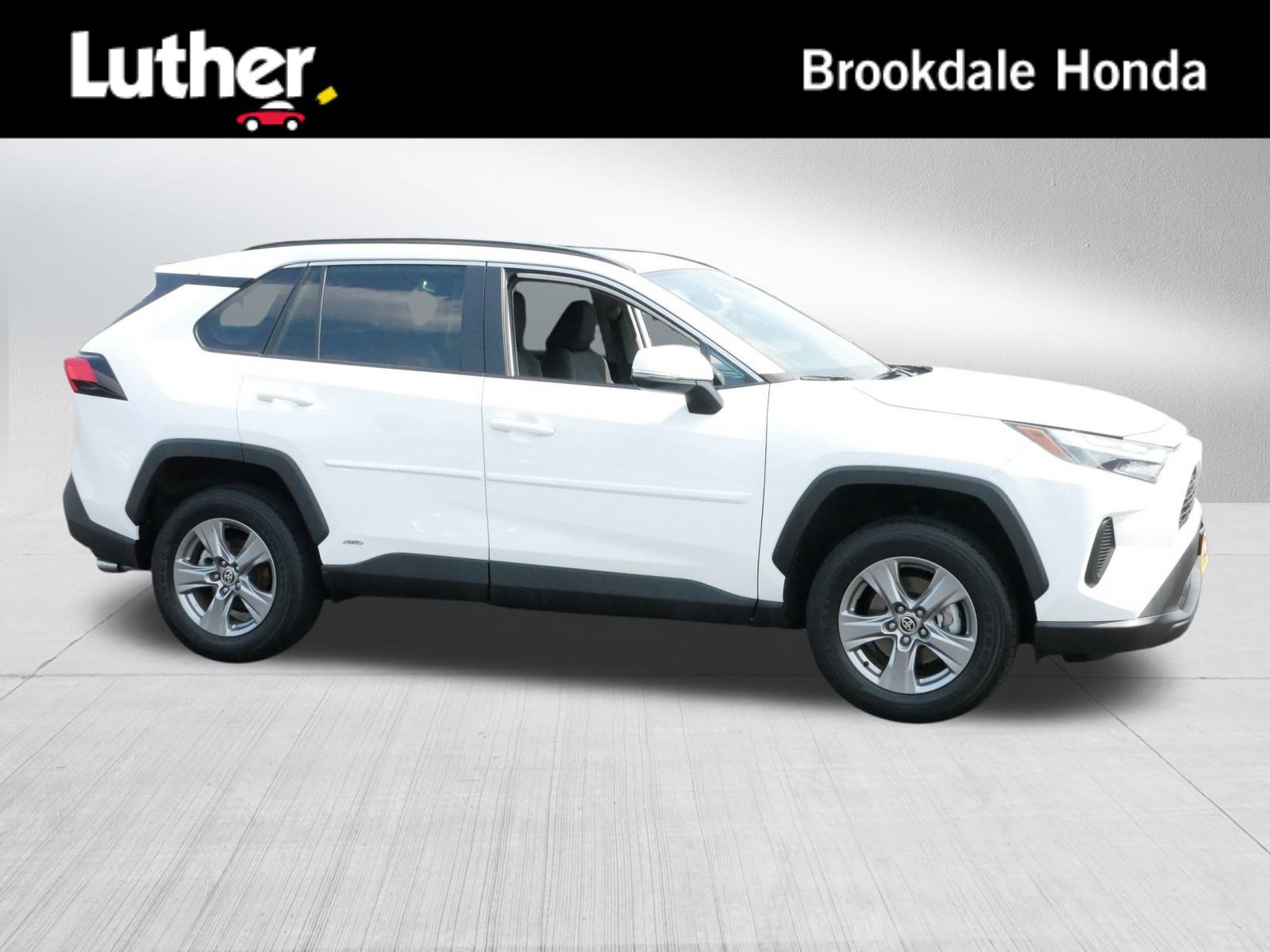 Used 2022 Toyota RAV4 XLE