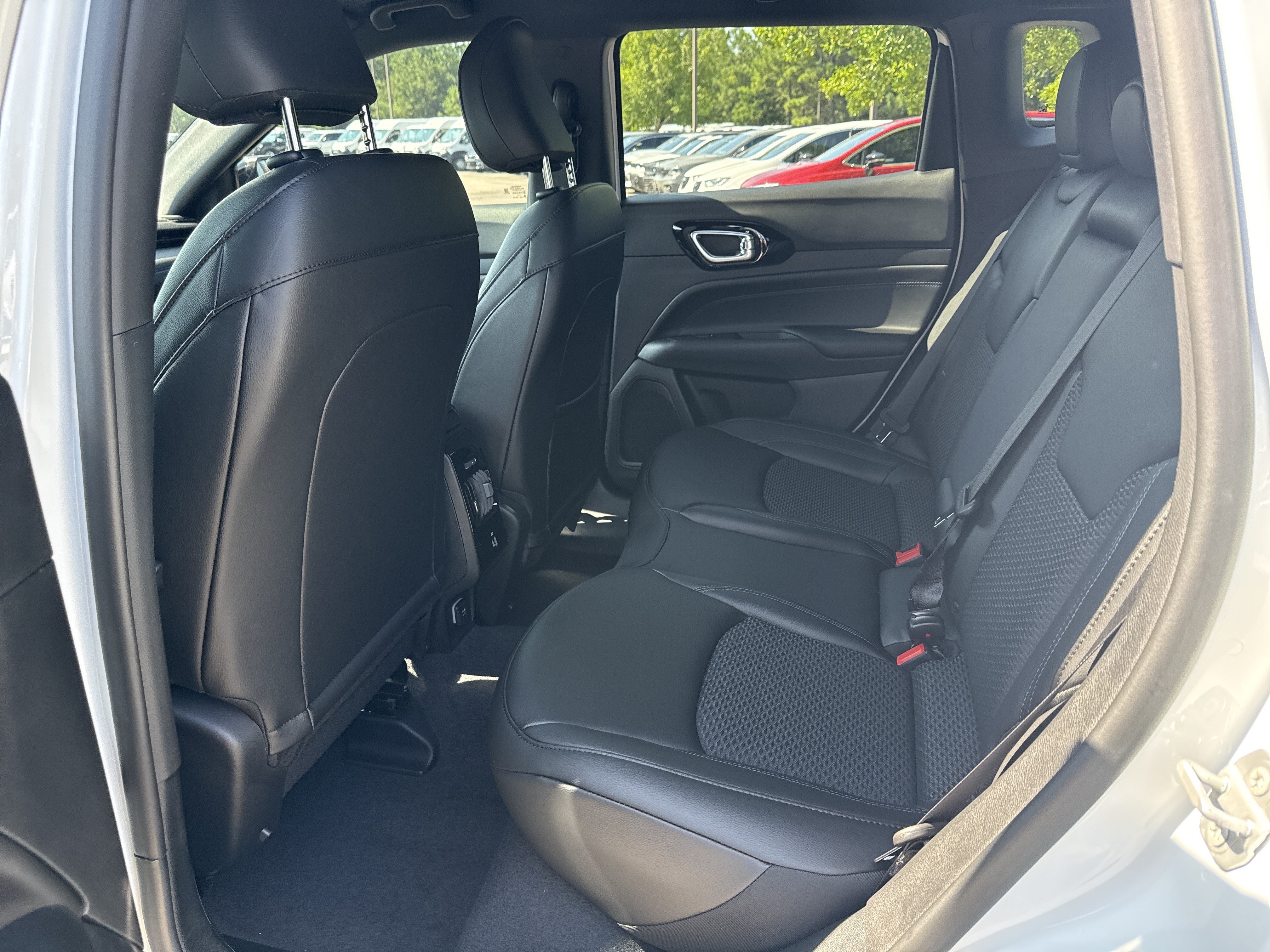 New 2026 Jeep Compass Latitude AWD/4WD image 20