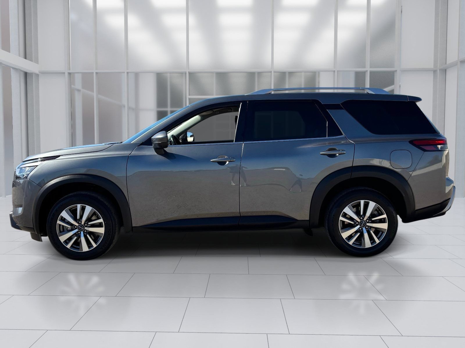 Certified 2023 Nissan Pathfinder SL FWD image 3