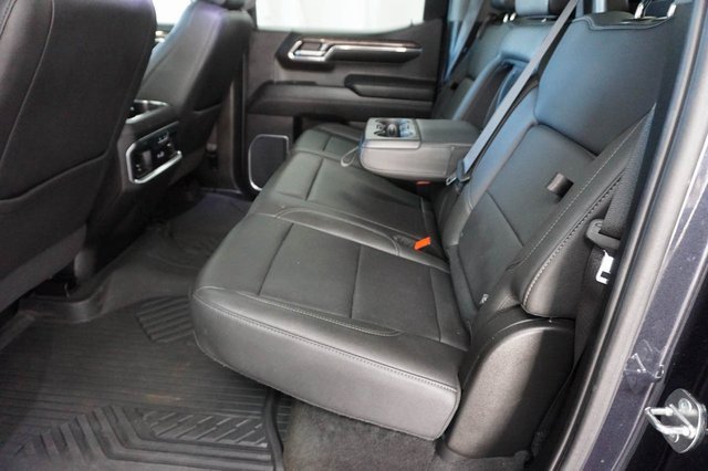 Used 2024 Chevrolet Silverado 1500 LTZ w/ LTZ Premium Package image 17