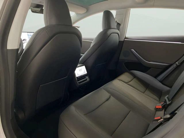 Used 2024 Tesla Model 3 Standard Range RWD image 18