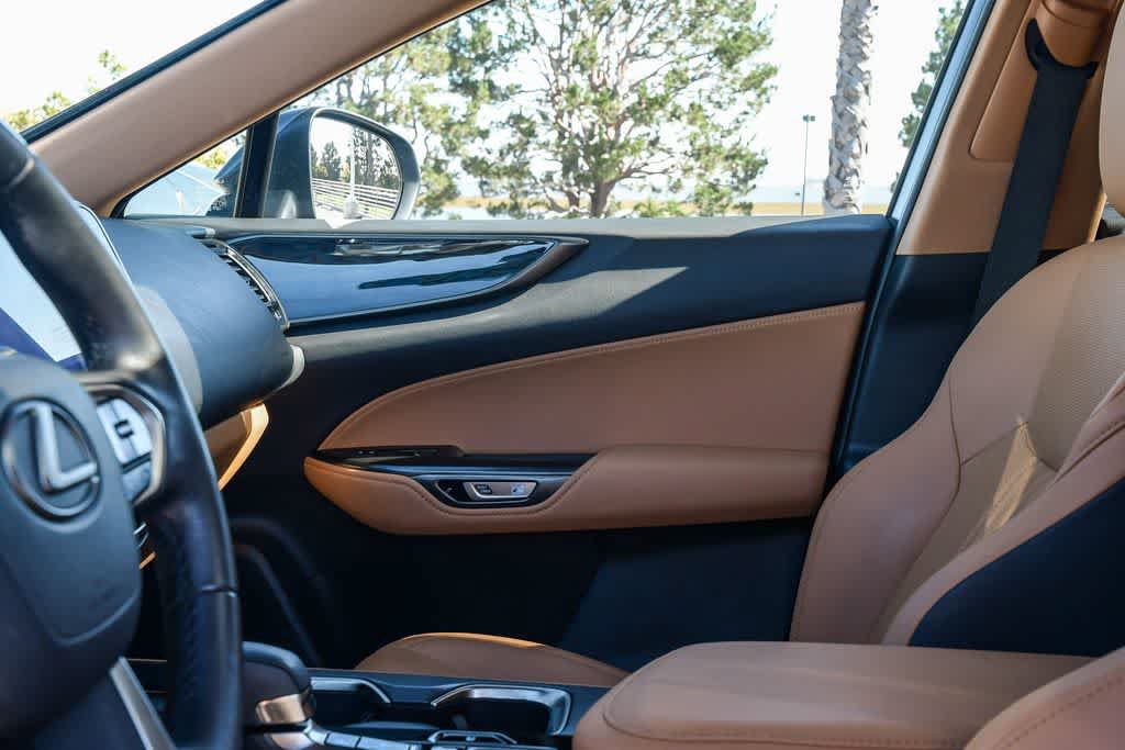 Used 2024 Lexus NX 350h AWD image 19