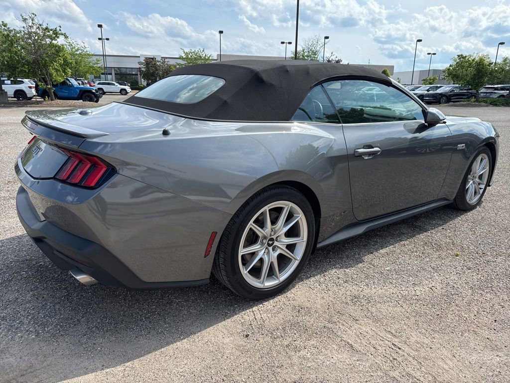Used 2025 Ford Mustang GT Premium RWD image 12