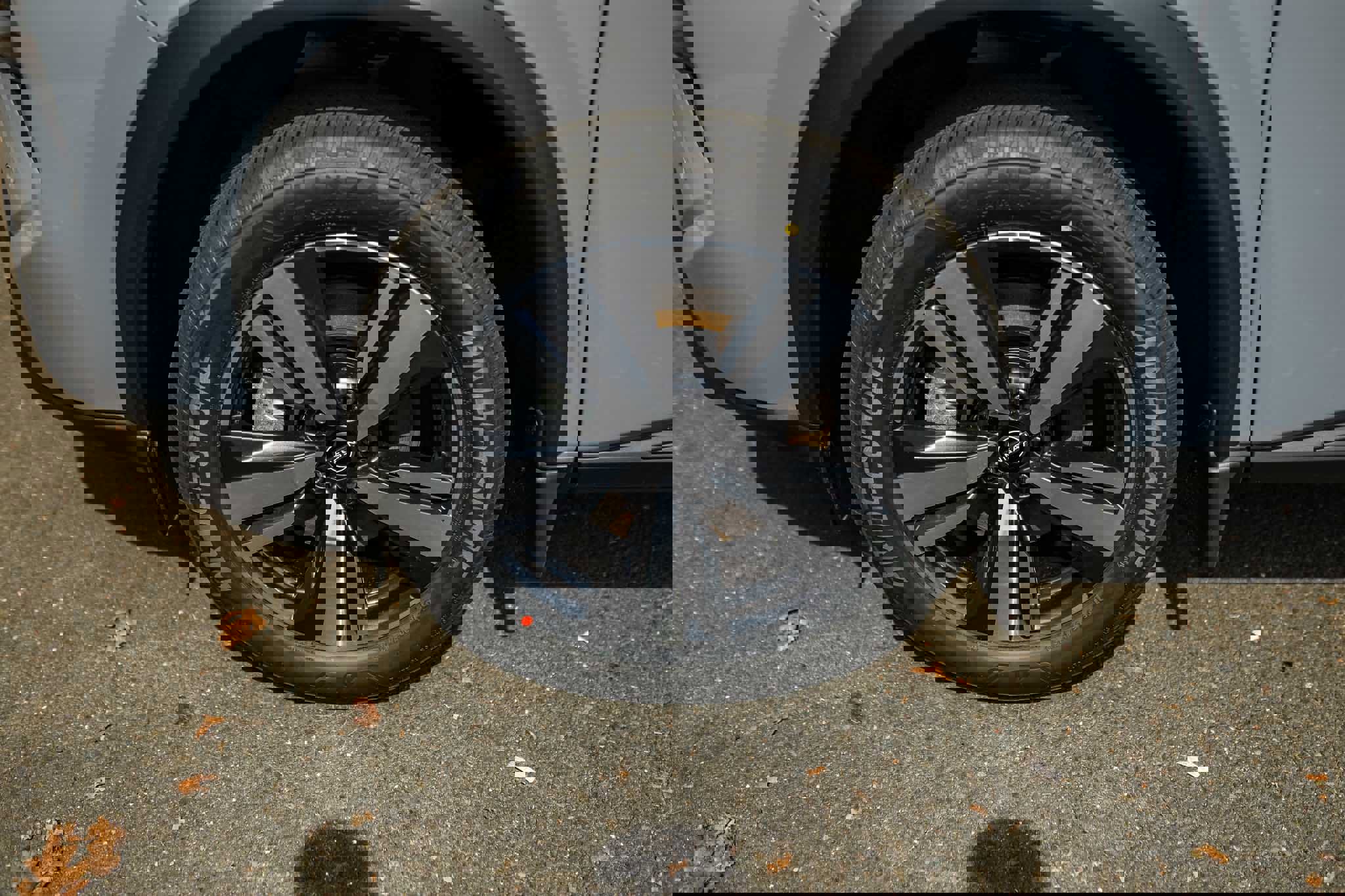 New 2025 Nissan Rogue SL w/ Tech Package image 7
