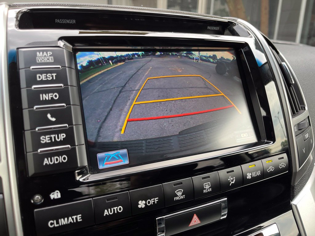 Used 2014 Toyota Land Cruiser AWD/4WD image 29