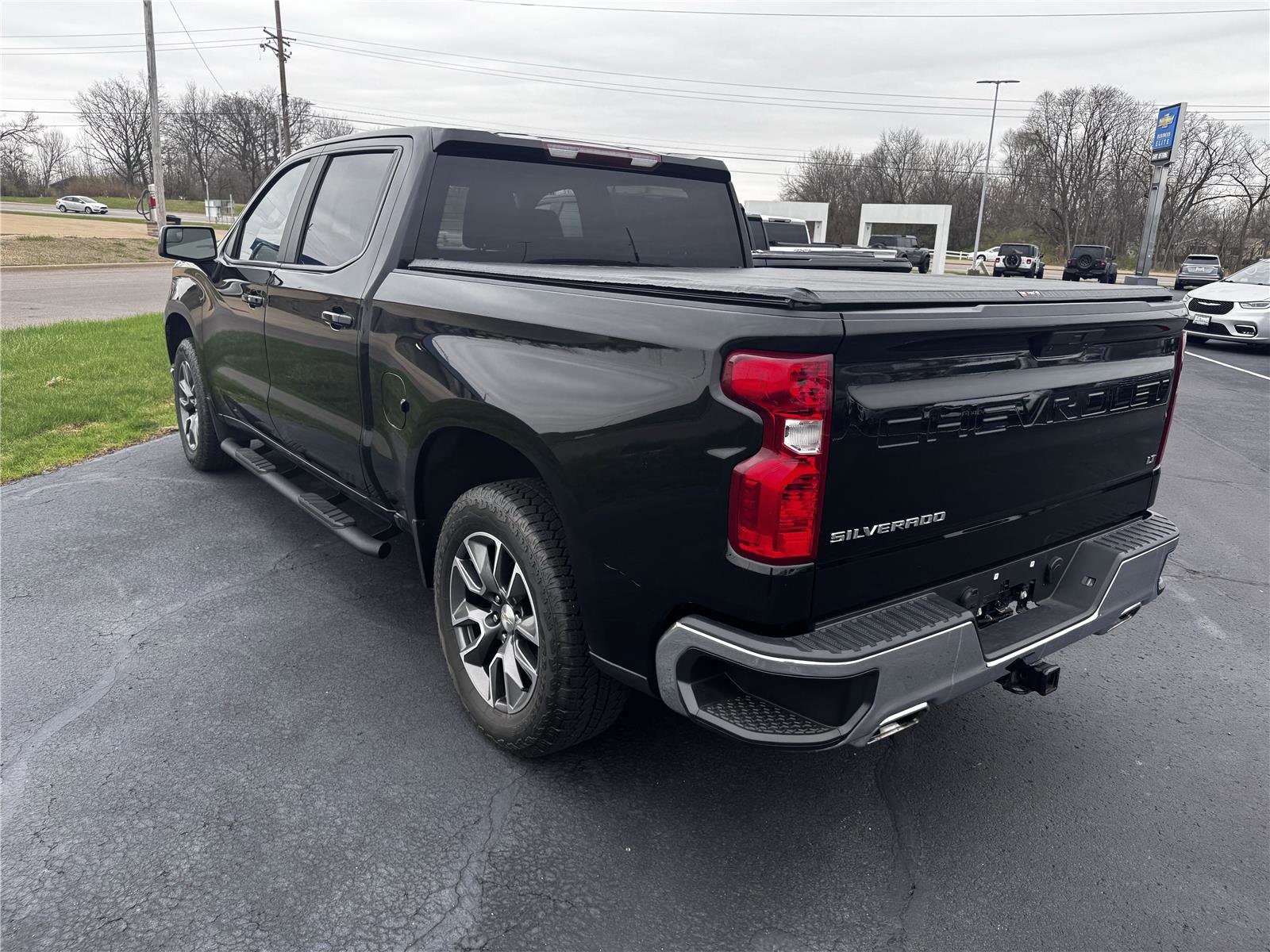Used 2020 Chevrolet Silverado 1500 LT w/ All-Star Edition image 4