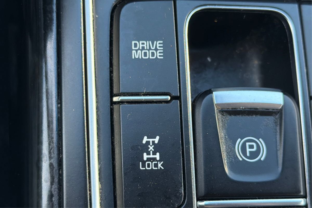 Used 2019 Kia Sorento EX image 36