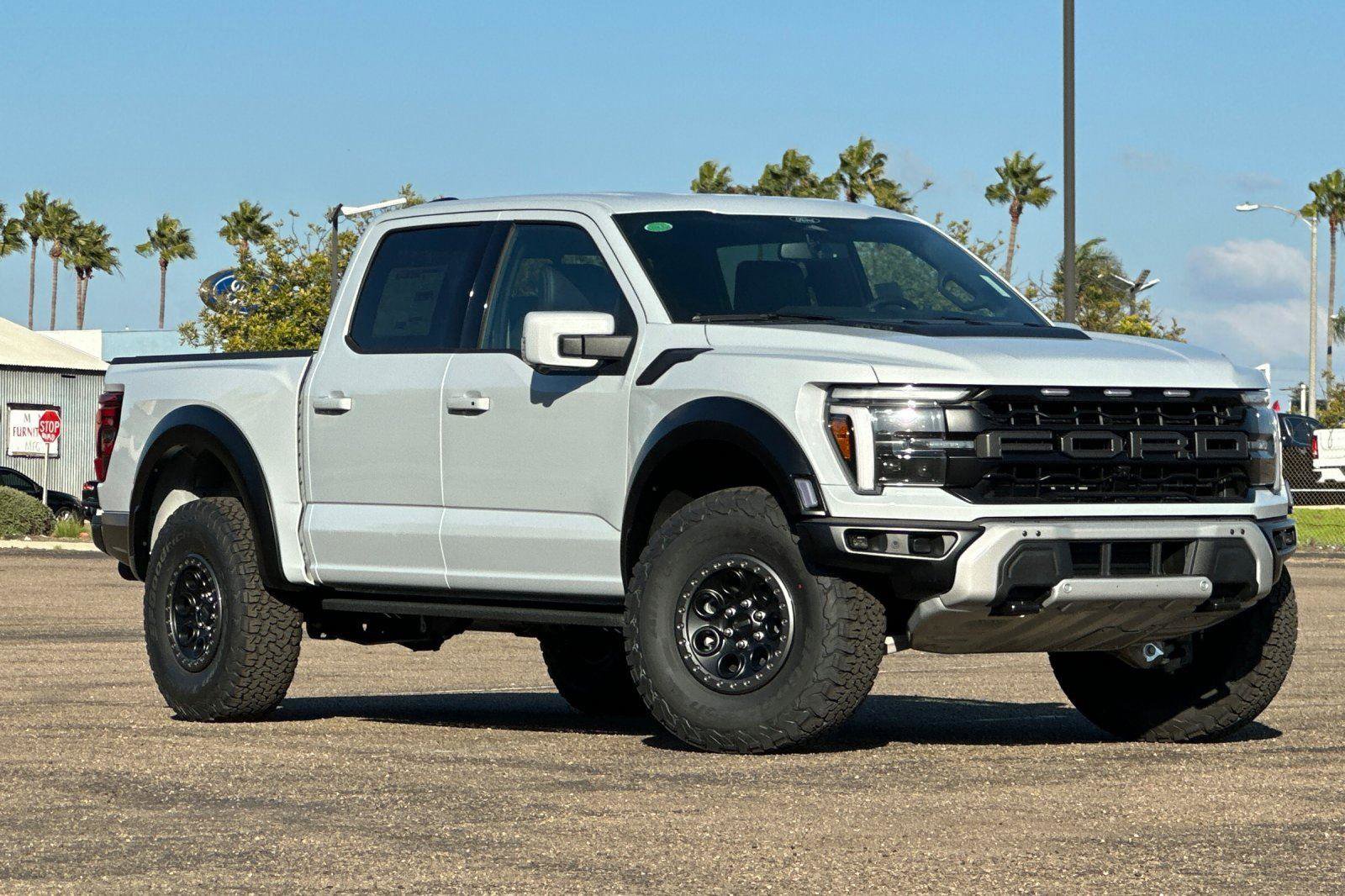 New 2025 Ford F150 Raptor