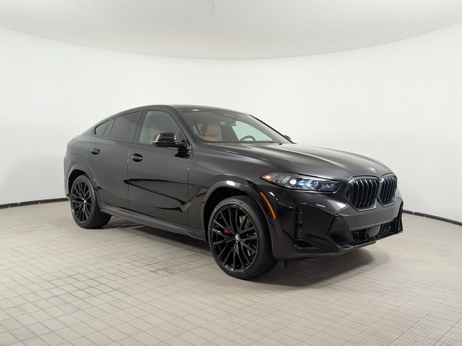 Used 2024 BMW X6 xDrive40i w/ Premium Package AWD/4WD image 6