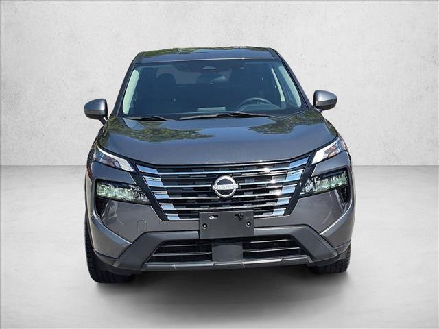 Used 2024 Nissan Rogue SV FWD image 2