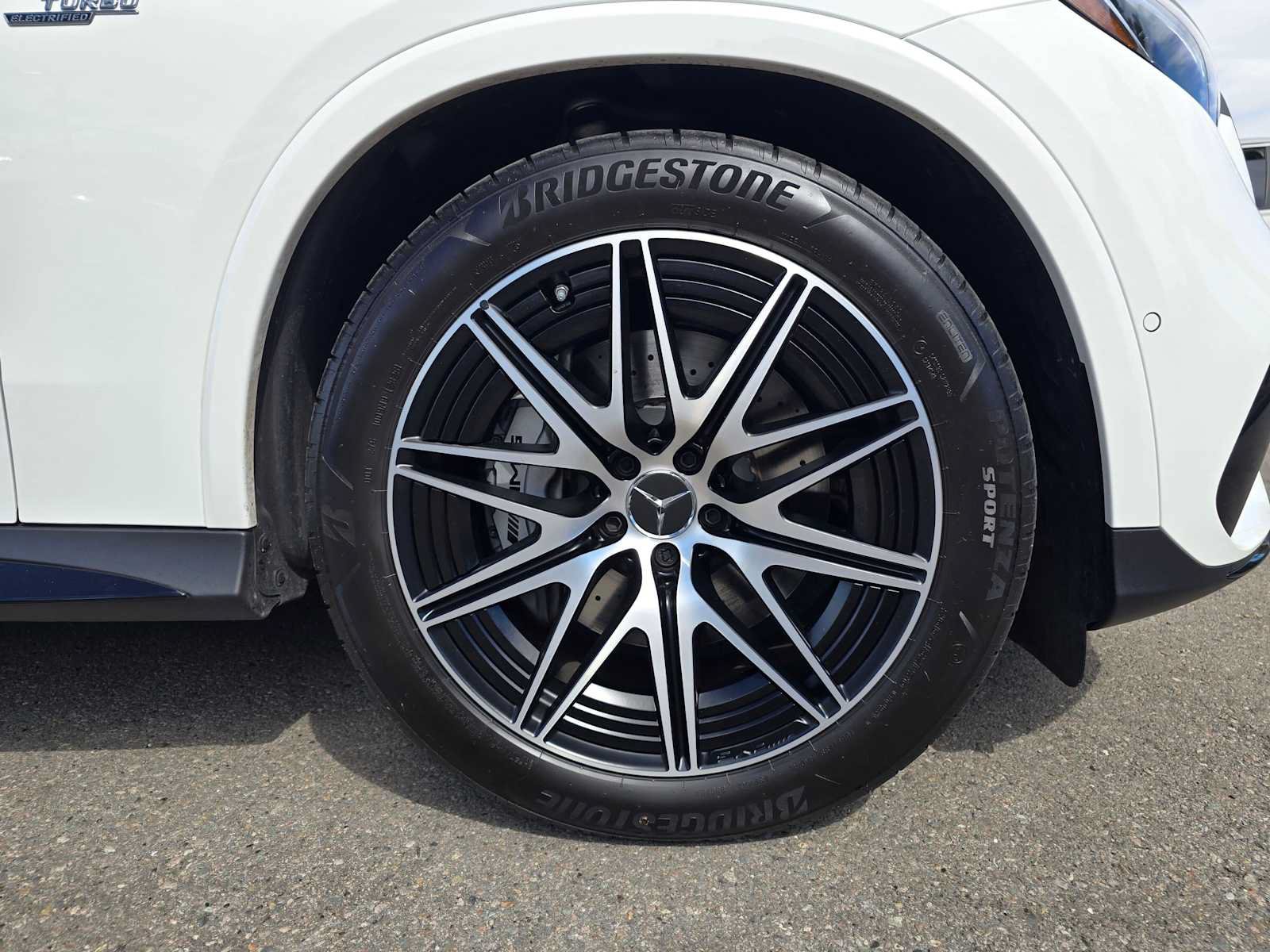 Used 2026 Mercedes-Benz GLC 43 AMG 4MATIC image 9